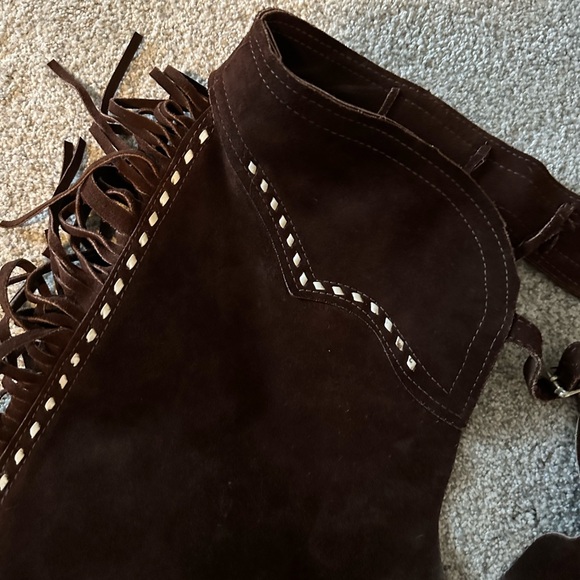 Fringed Brown Women's Chaps - Picture 5 of 12
